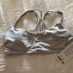 Lululemon Free To Be Zen Strappy Sports Bra  L XL